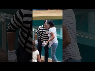 thanks for the gift tom mime seaworld seaworldmime funny tomthememe shorts comedy - [eryka travel]