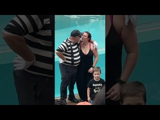 she leaned in the first comedy of tom mime seaworld seaworldmim - [eryka travel]