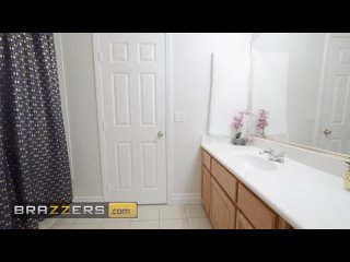 brazzers - alexis fawx cannot resist the temptation to fuck her stepdaughter s sexy boyfriend big tits mature