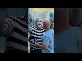 tom mime seaworld fun moment, collection of moments - [eryka travel]
